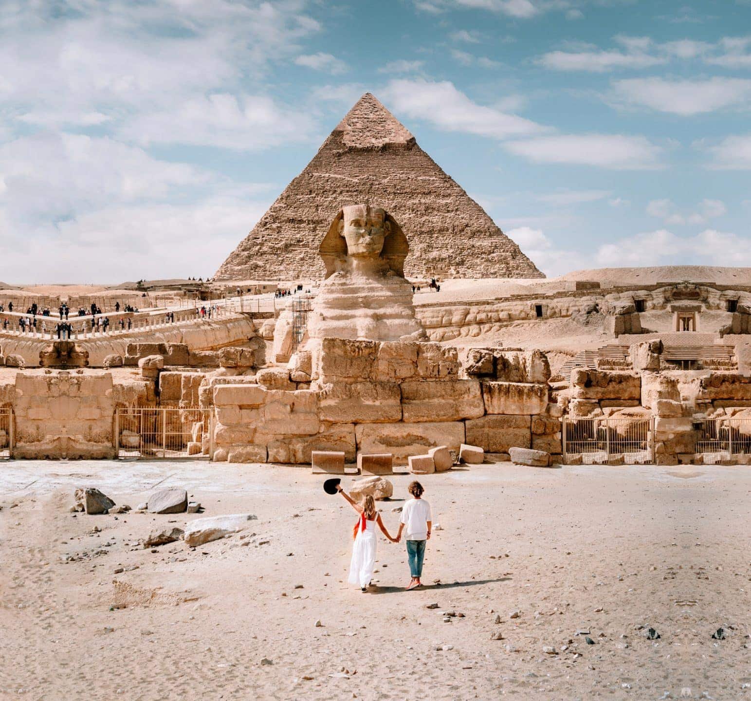 cairo pyramids giza 1543x1440 1